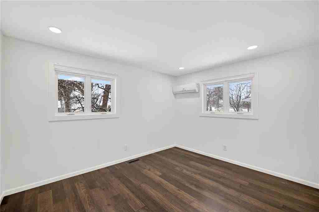 Oak Knoll Ter N - Photo 7 of 12