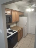 featured image of 240 Sw 7th St #10