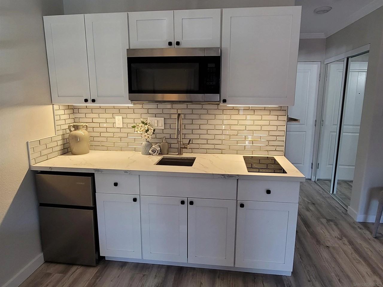 1021 Scott St #128 - Photo 4 of 34