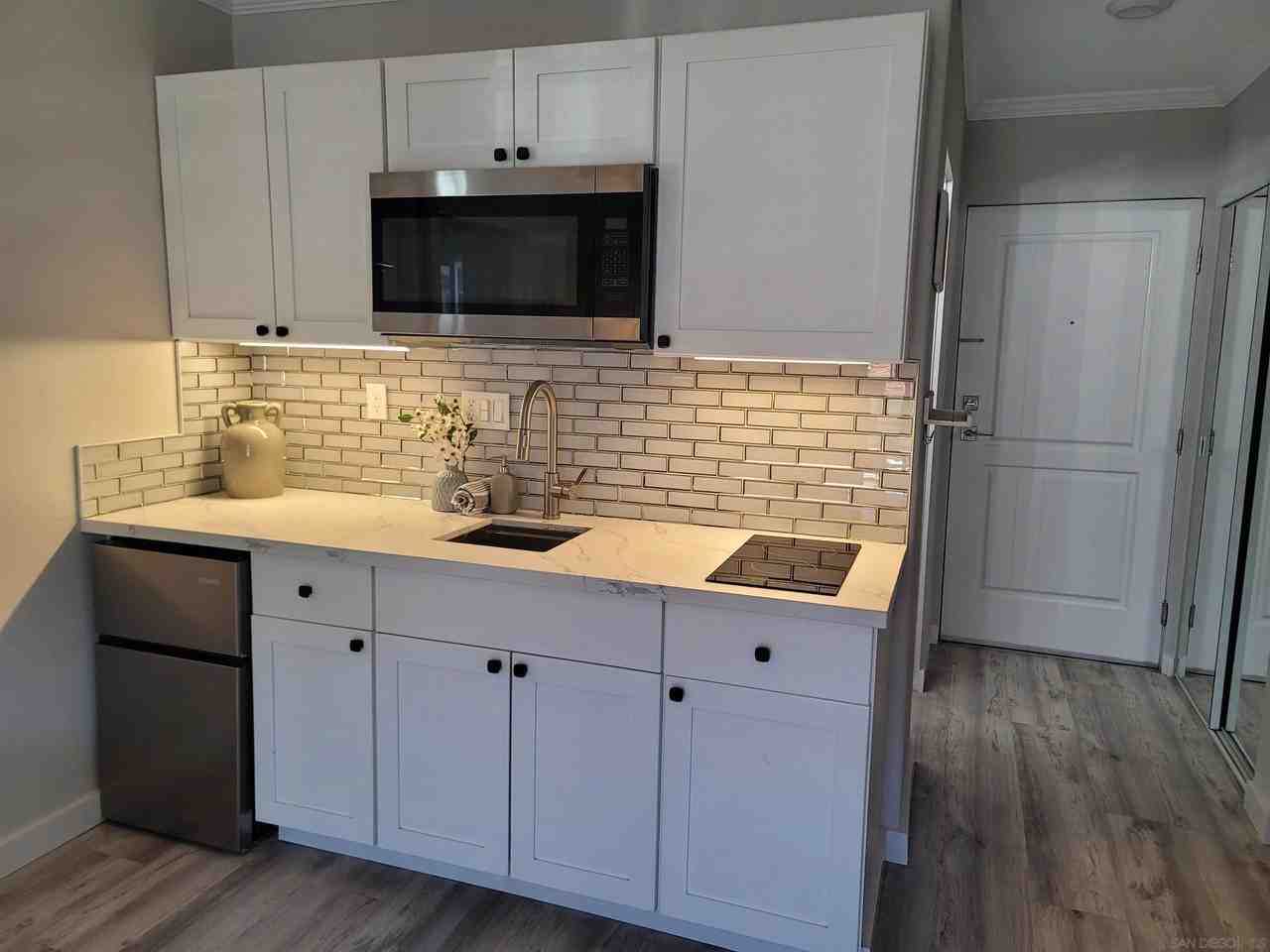 1021 Scott St #128 - Photo 5 of 34