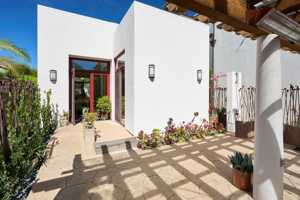 featured image of 219 Equestrian Ave