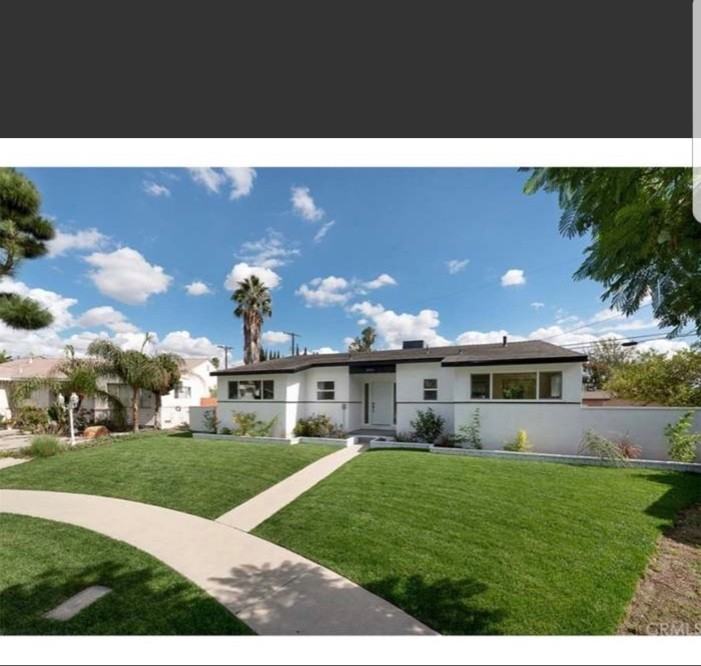 12521 Wixom St - Photo 3 of 31