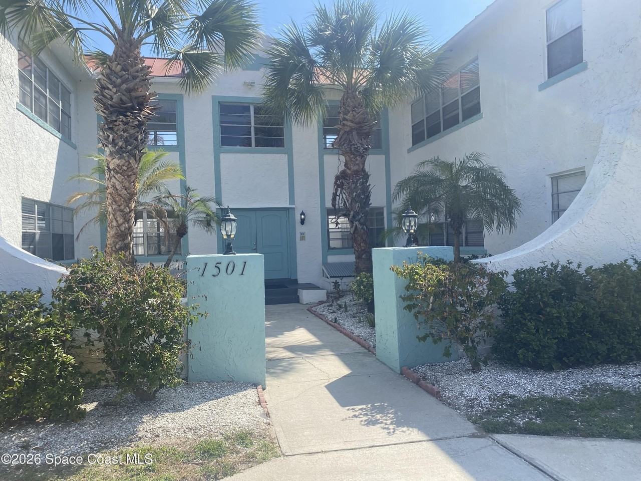 1501 S Shannon Ave Apt 1 #1 - Photo 2 of 13