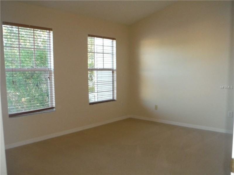 11057 Black Swan Ct - Photo 6 of 12