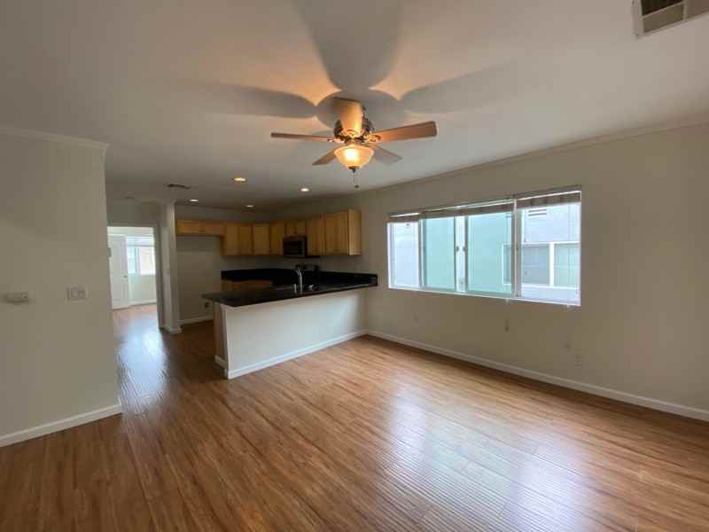 5540 Franklin Ave - Photo 7 of 16