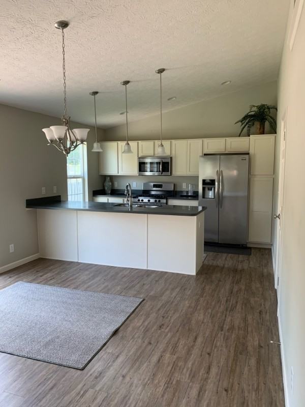 328 Leatherwood Way - Photo 4 of 23