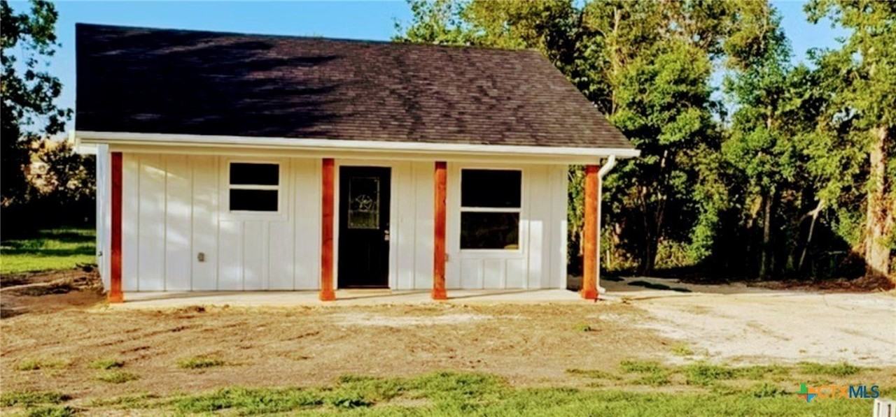 1701 Sycamore St - Photo 7 of 11