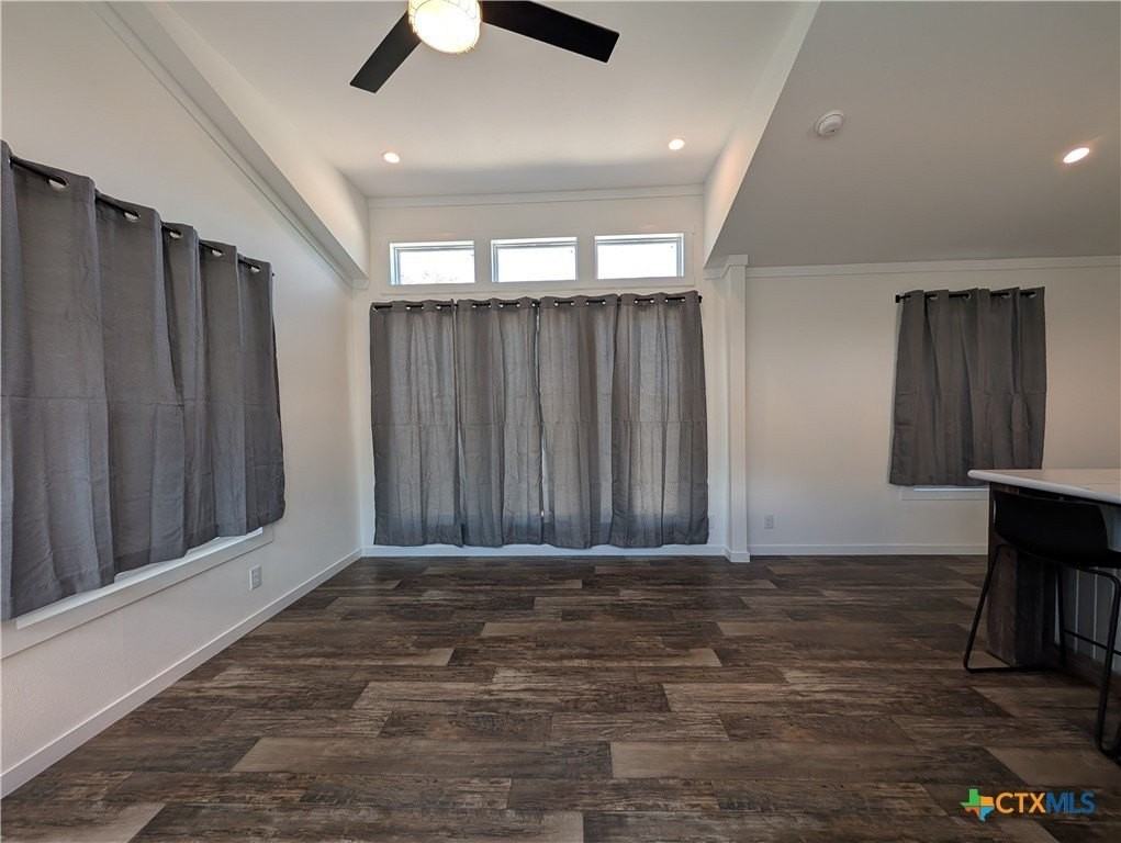 120 Water Hole Ln - Photo 3 of 30