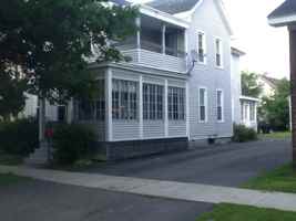 featured image of 1029 Downer Ave #1stFL