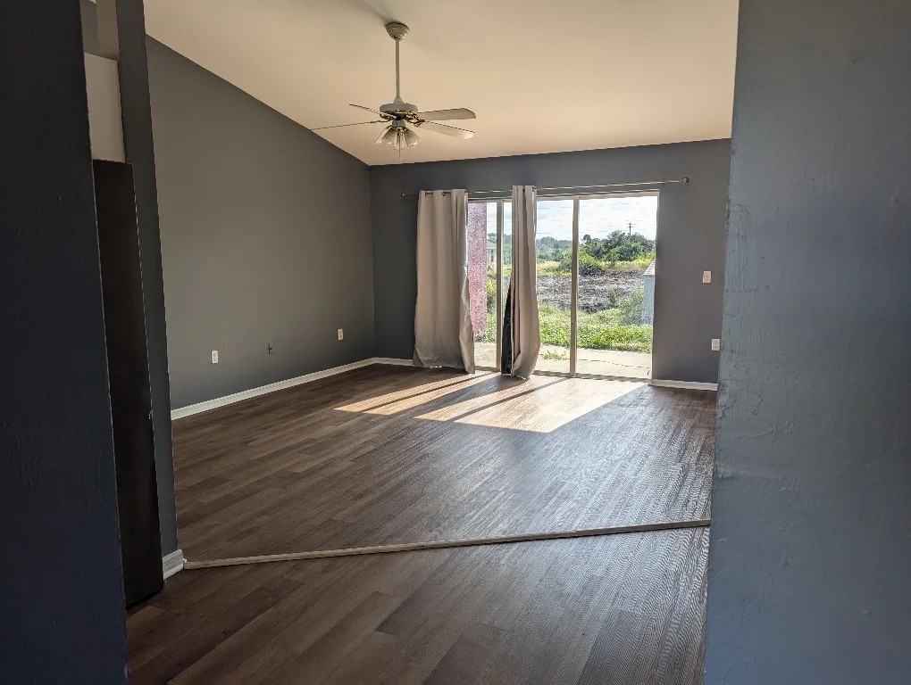 2405 Mansfield Ave S - Photo 6 of 12