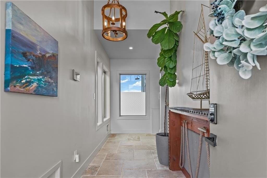 82 Ellery Rd - Photo 3 of 24