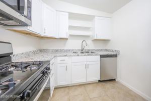 featured image of 2012 S Beverly Ave