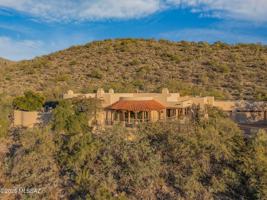 featured image of 6570 N Placita De Tia Ro