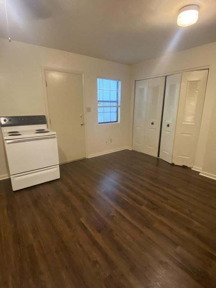 2623 Windy Ridge Dr - Photo 4 of 13