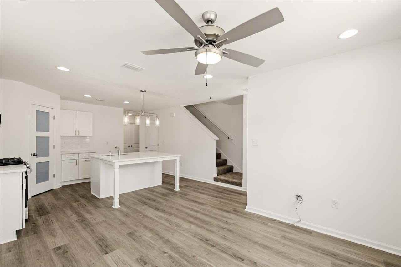 3694 Meadow Vista Ln - Photo 7 of 39