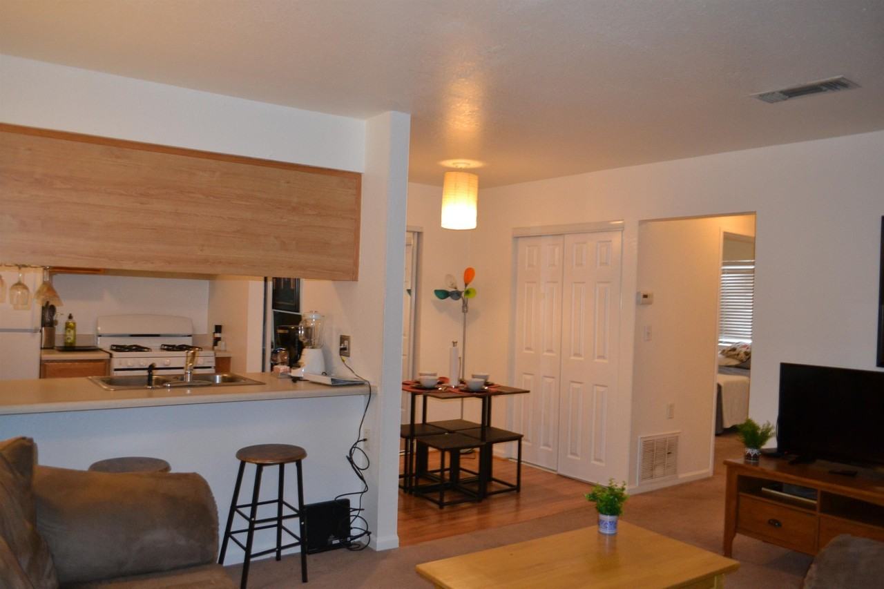 317 Mabry St Apt 312 - Photo 7 of 27