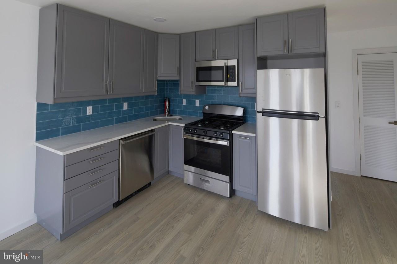 958 Mount Olivet Rd Ne Apt 3 - Photo 4 of 14