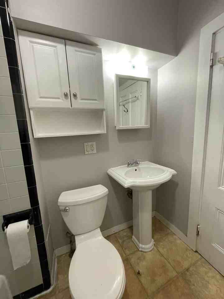 50 Hight St #1 - Photo 4 of 11