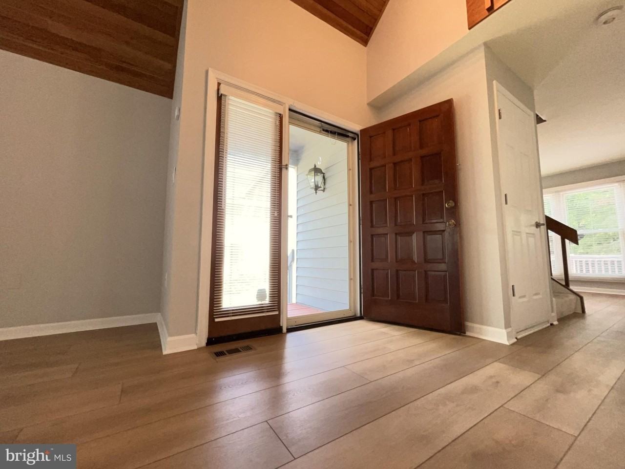 2915 Winters Chase Way - Photo 3 of 50