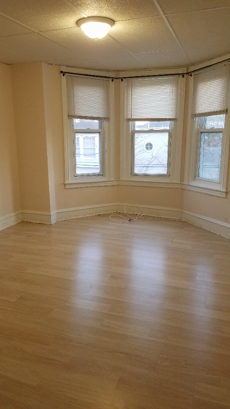 19 W Abington Ave #2ndFL - Photo 3 of 22