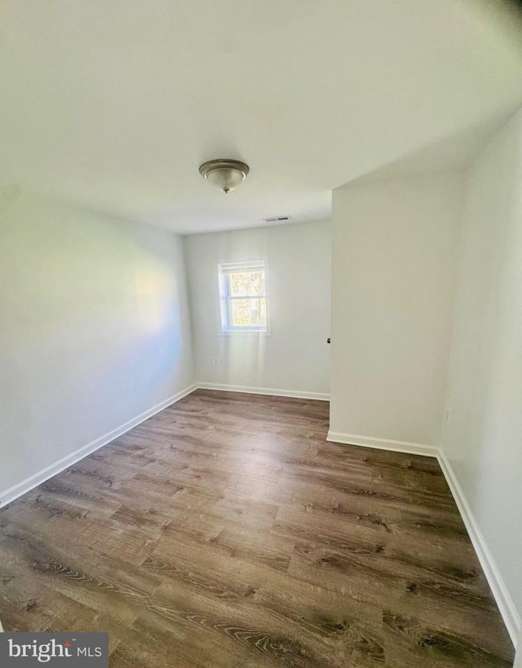 108 Philadelphia Rd - Photo 6 of 10