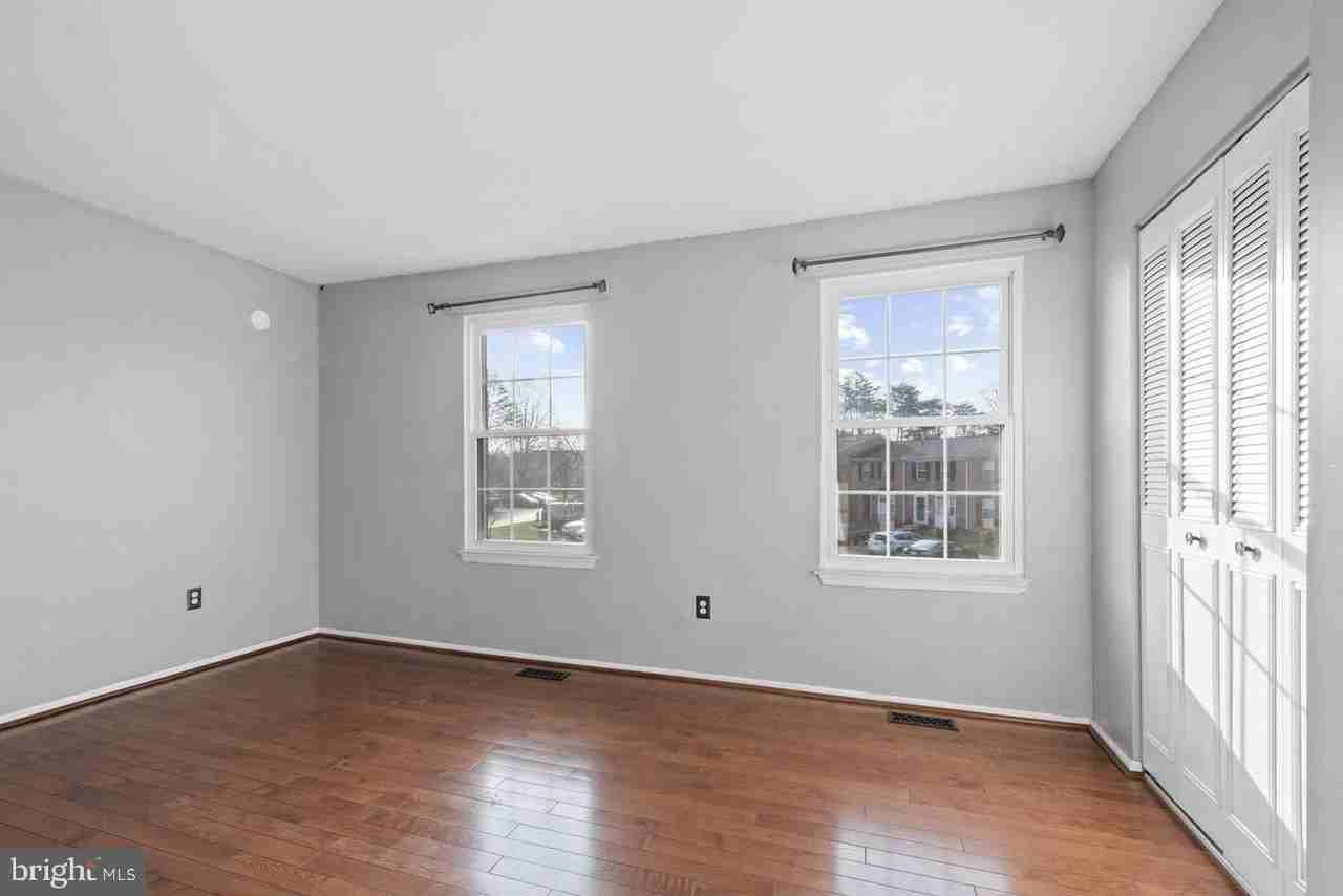 6234 Ducketts Ln Unit 25-2 - Photo 7 of 15