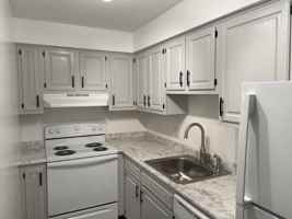 featured image of 600 Riverside Dr #21