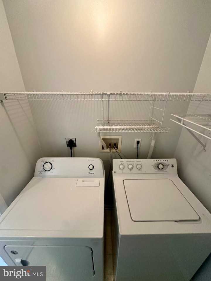 106 Blenny Ln - Photo 7 of 42