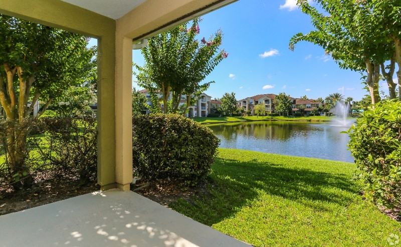 5824 Lake Pointe Village Cir #515 - Photo 7 of 13