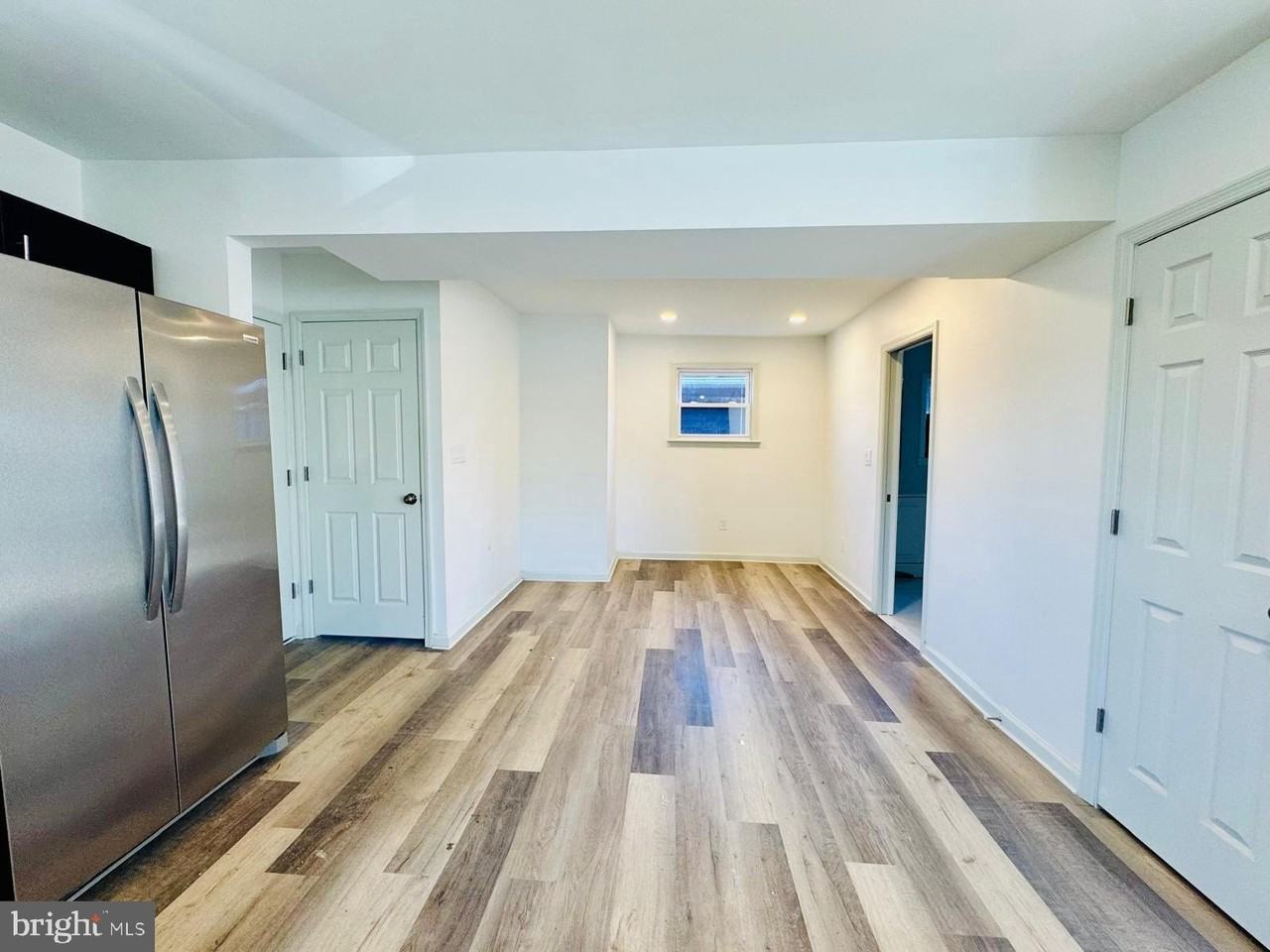 552 Merchant St - Photo 2 of 15