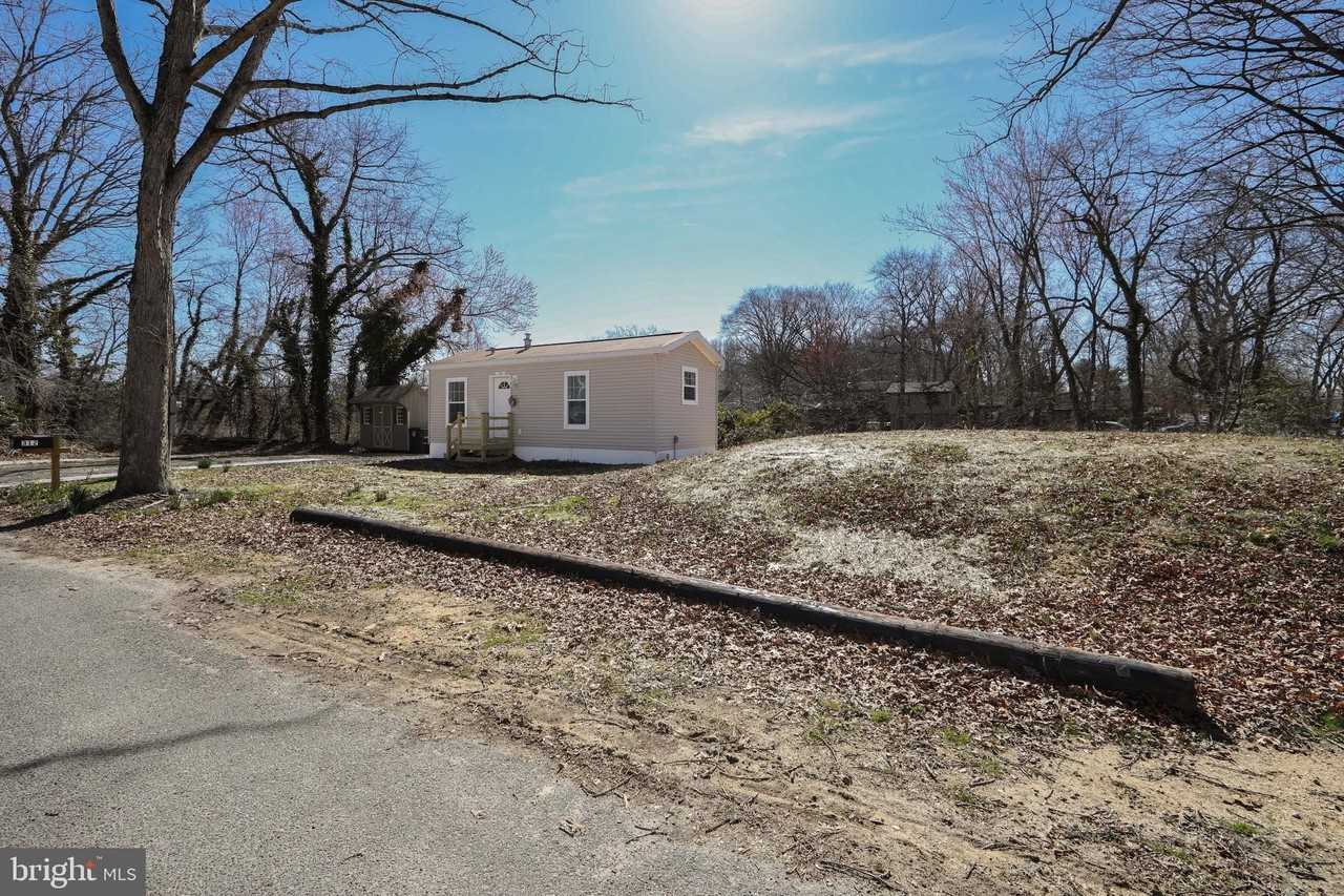 312 Crystal Dr - Photo 6 of 23