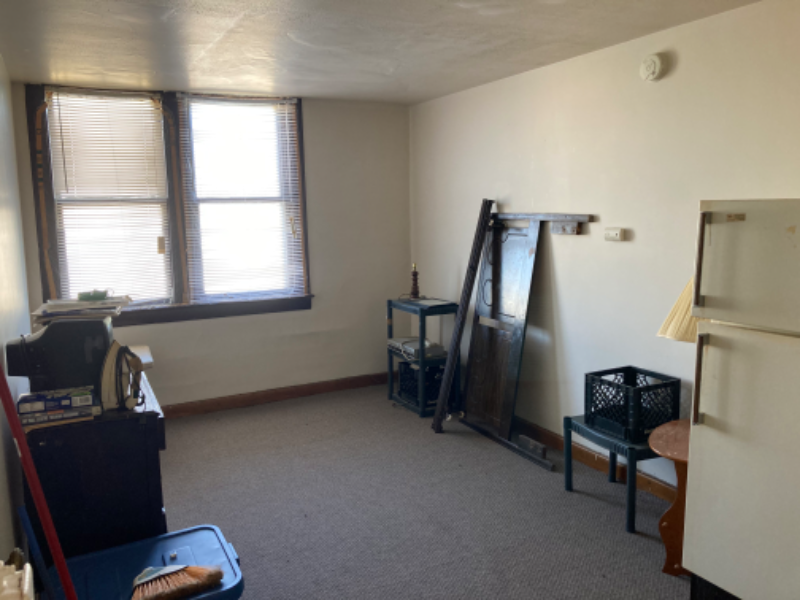 3500 W Kilbourn Ave - Photo 5 of 7