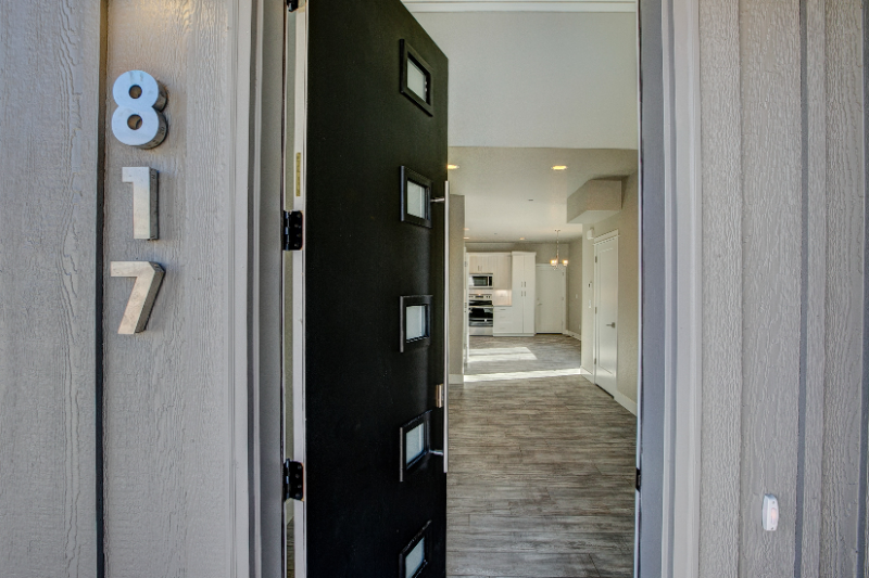 817 Cherokee Dr - Photo 2 of 27