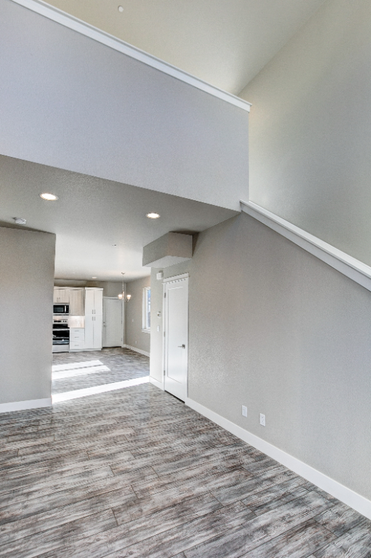 817 Cherokee Dr - Photo 4 of 27