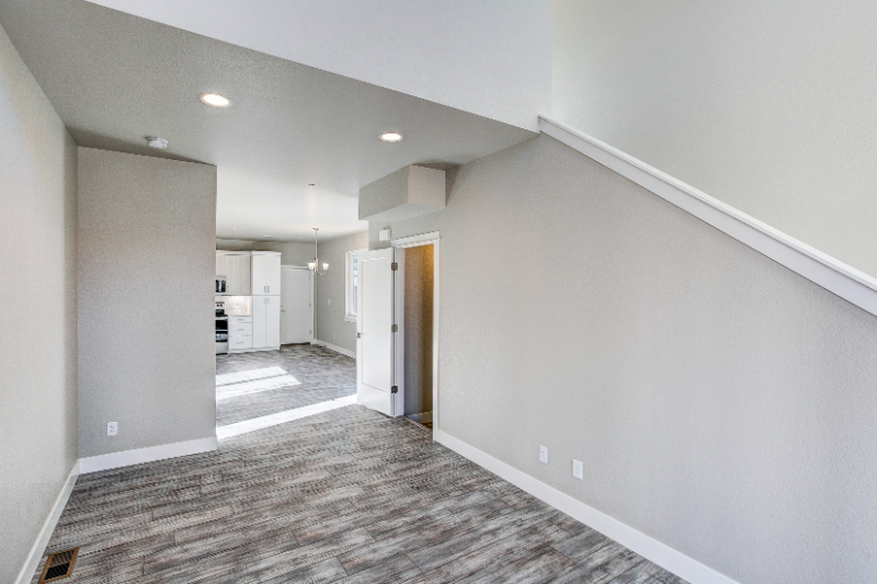 817 Cherokee Dr - Photo 7 of 27