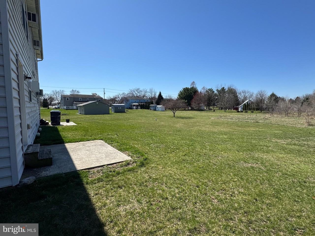 145 Fayette St - Photo 3 of 12