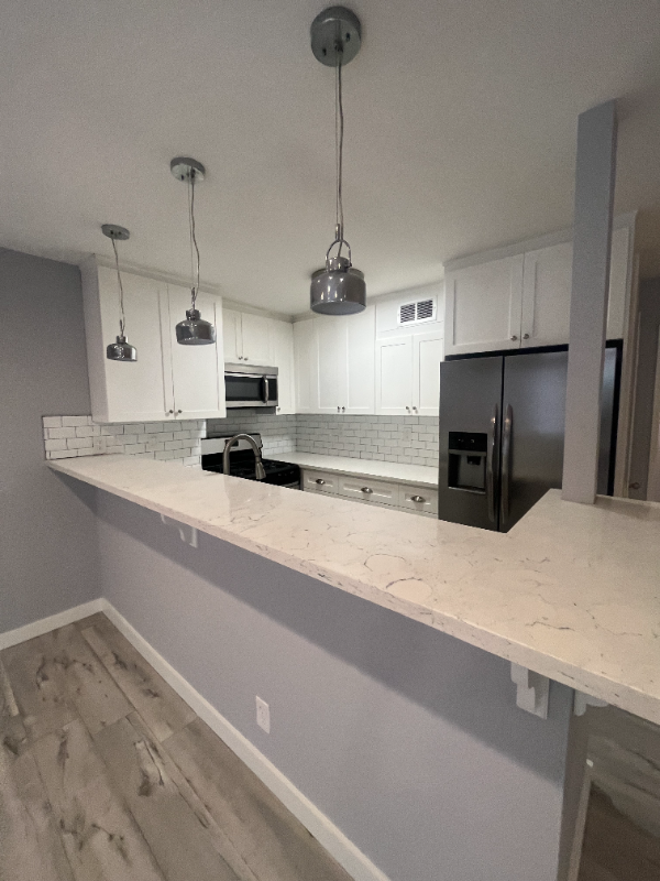 11669 Chenault St - Photo 3 of 30