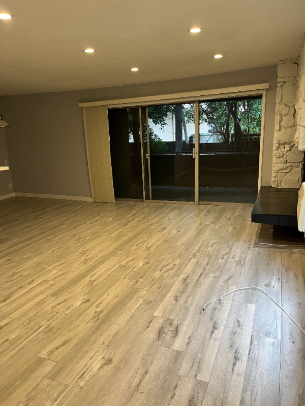 11669 Chenault St - Photo 5 of 30