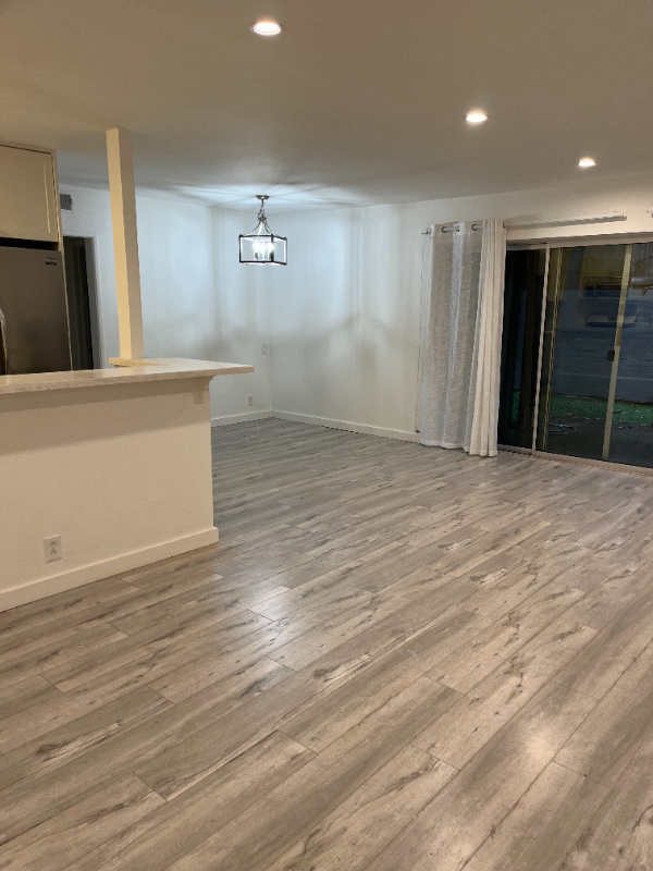 11669 Chenault St - Photo 7 of 30