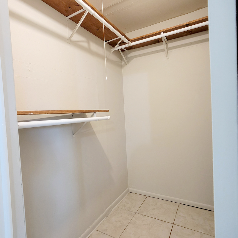 404 Bullard Pkwy - Photo 7 of 15