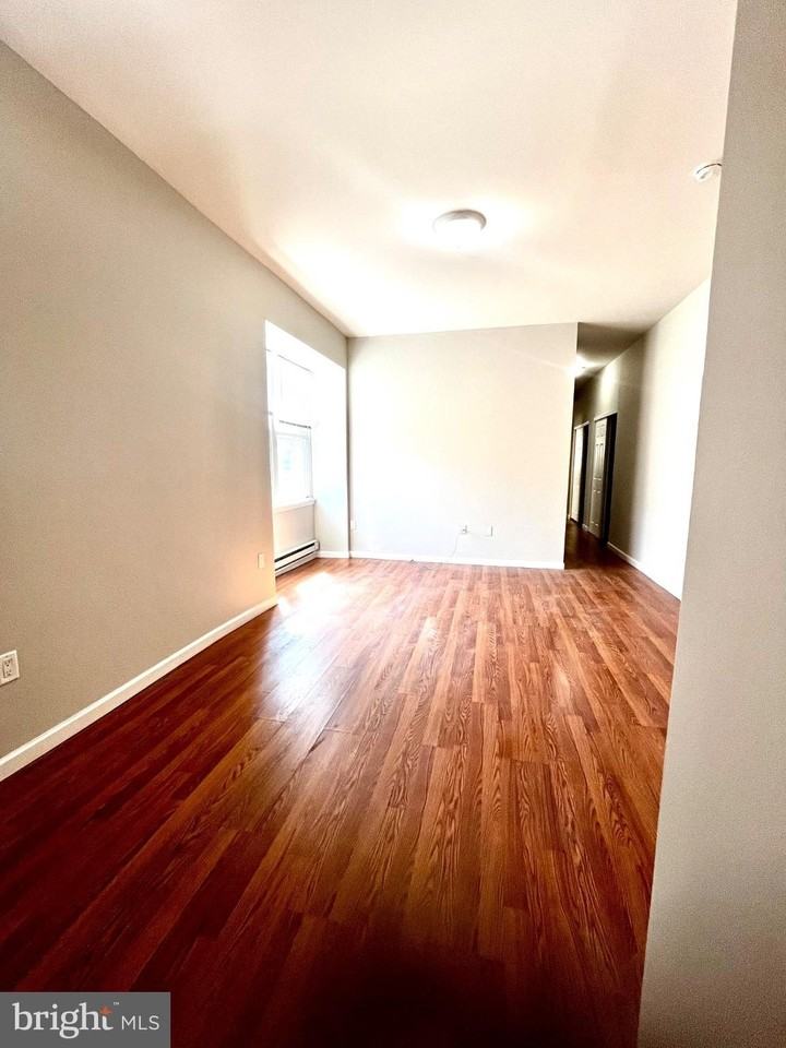 7106 Devon St Unit 1 - Photo 2 of 11