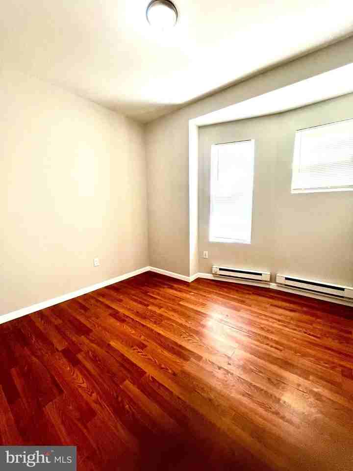 7106 Devon St Unit 1 - Photo 5 of 11