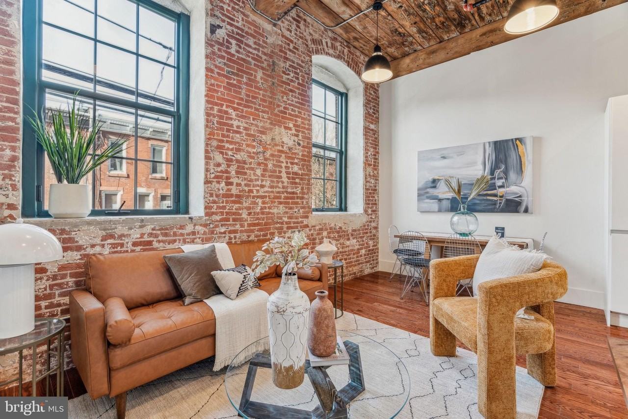 1801 N Howard St Apt B02 - Photo 2 of 29