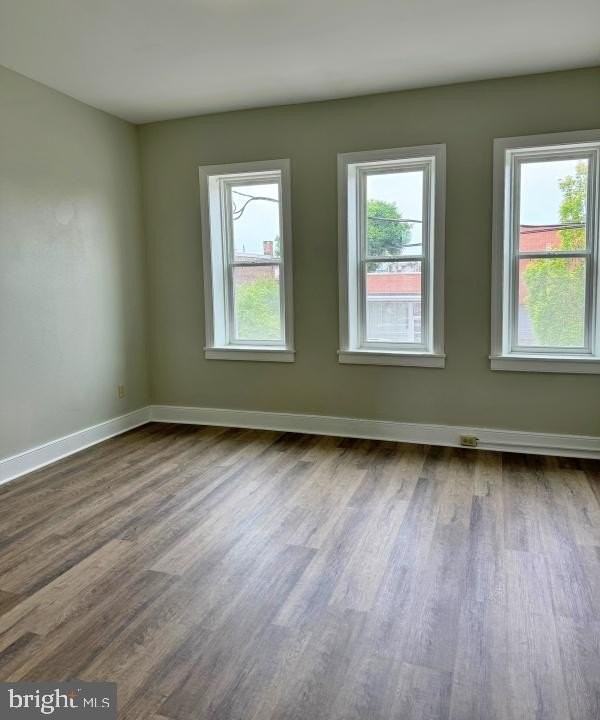 107 S Queen St Unit 2 - Photo 2 of 8