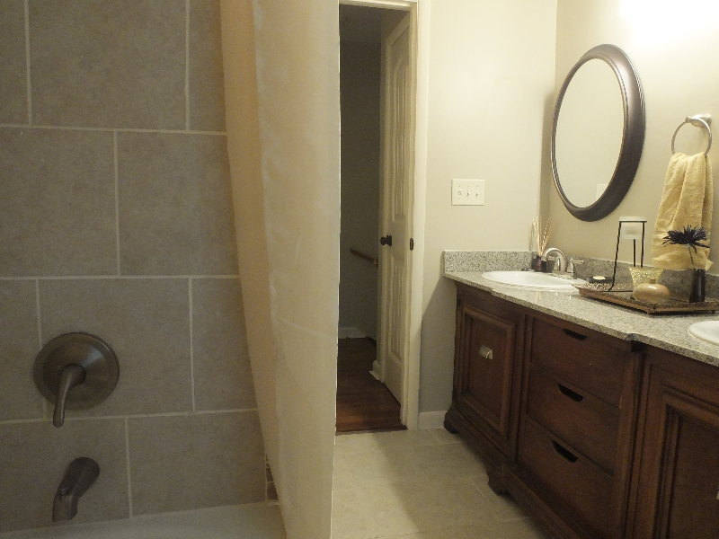 2262 Locke Cir - Photo 7 of 14