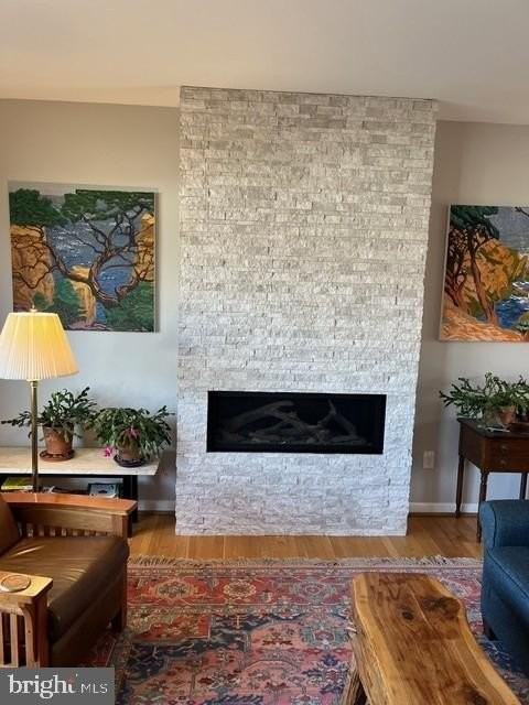 1329 N Ivanhoe St - Photo 3 of 11