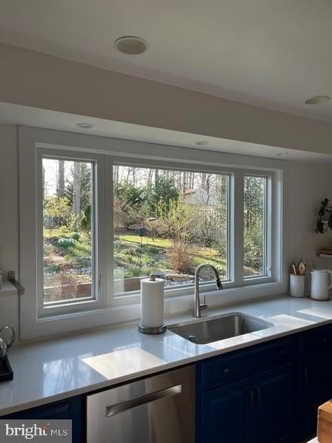 1329 N Ivanhoe St - Photo 4 of 11