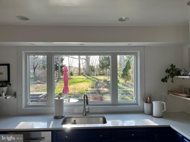 1329 N Ivanhoe St - Photo 5 of 11