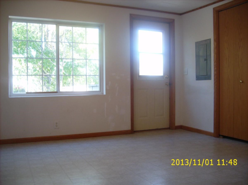 Paul Ave S - Photo 5 of 16