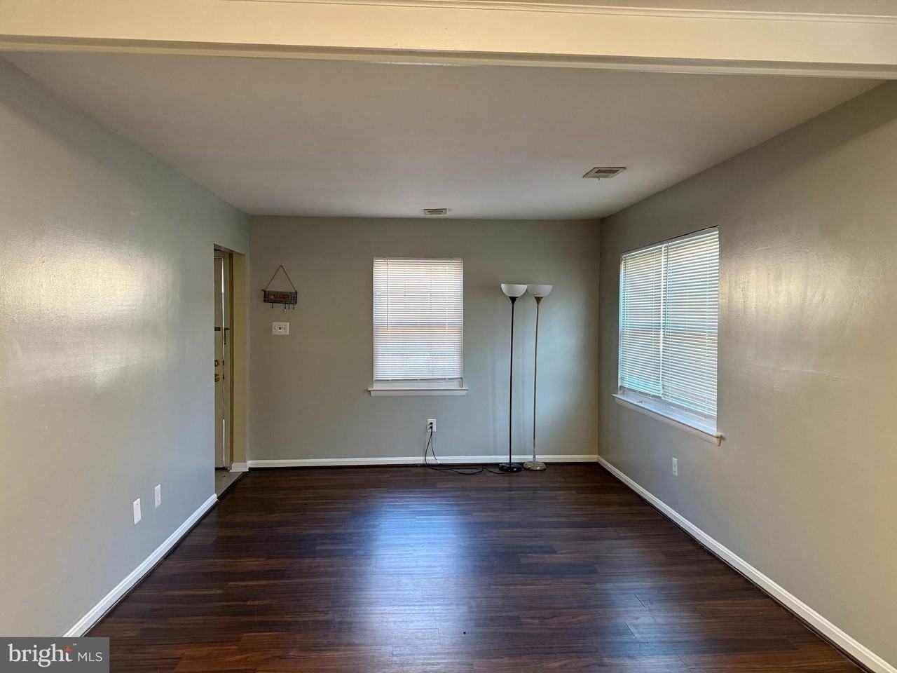 8766 Walutes Cir Unit D #D - Photo 4 of 15